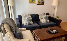 Lovely Barrio Apartment